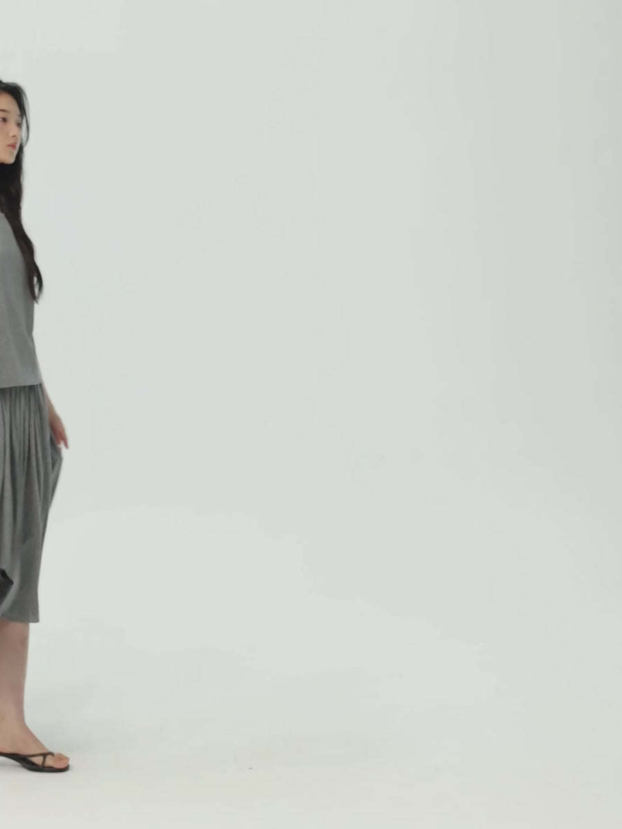 Modal Silk Tee & Full Skirt, film